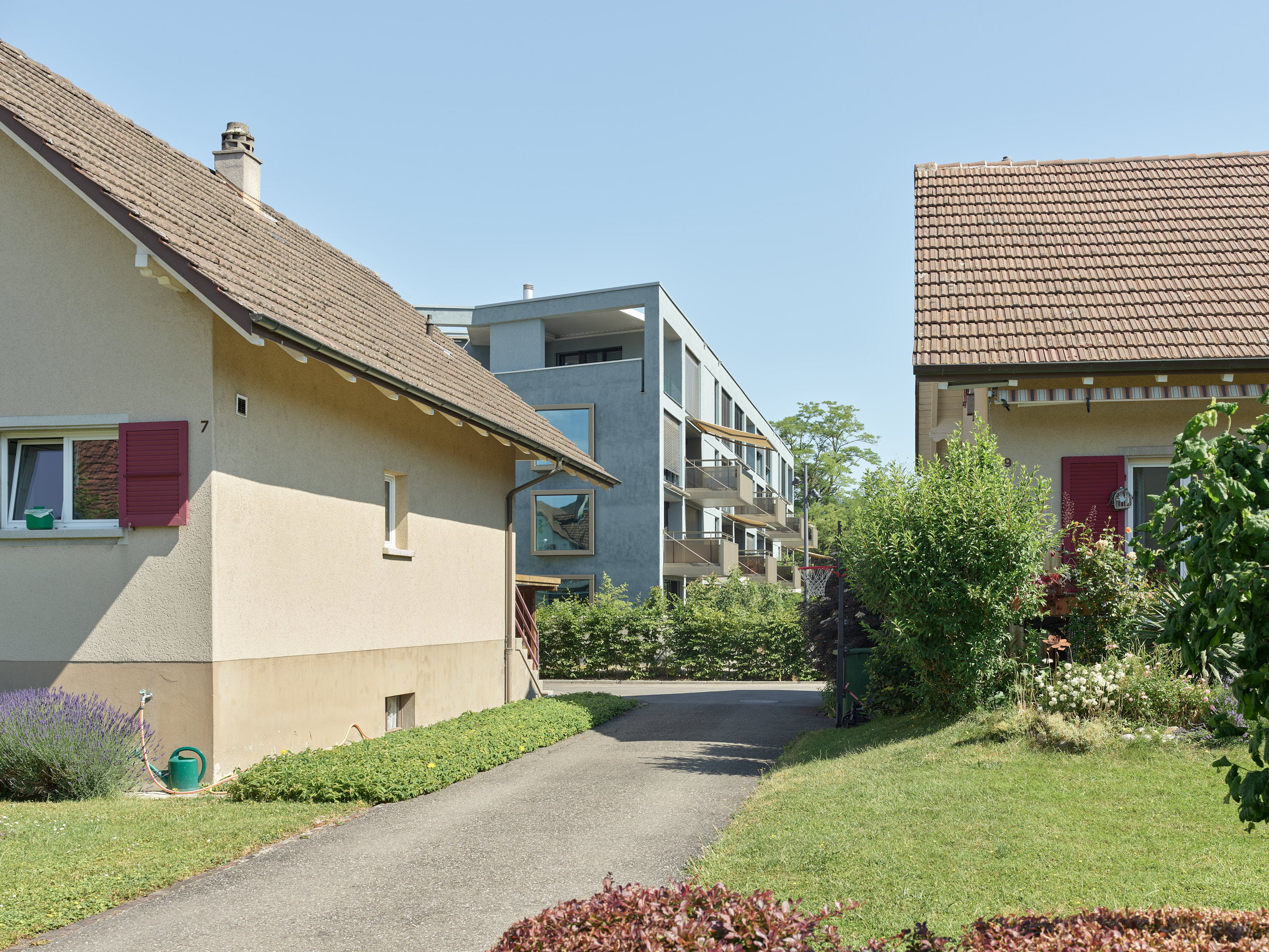 :mlzd ·  Zihlstrasse, Nidau · Aufnahmen 06.2023